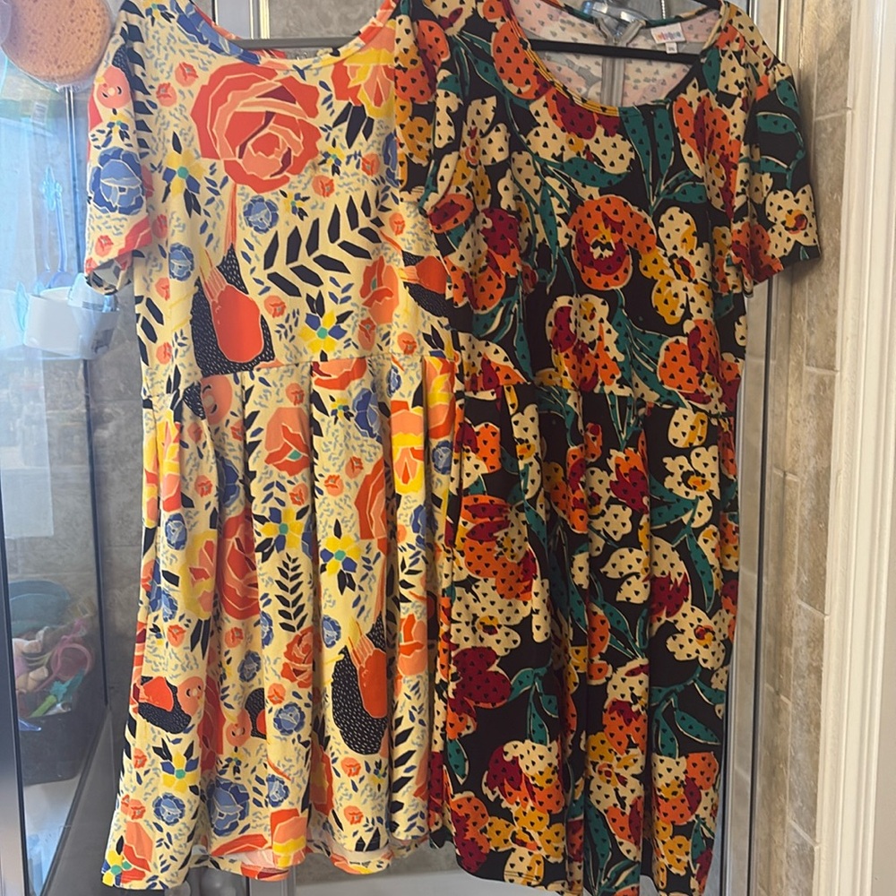 Two adorable retro cut dresses pin up girl vibes!
